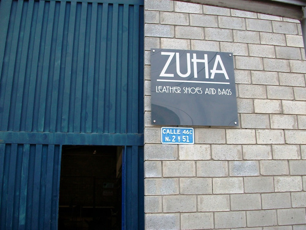 Fachada empresa cueros zuha